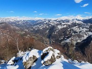 50 Gran bella vista panoramica dal Monte Zucco